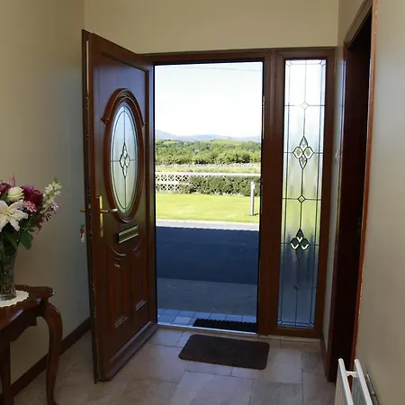 Bed & Breakfast Hill View Farm 3*