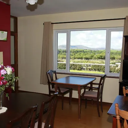 Bed & Breakfast Hill View Farm 3*